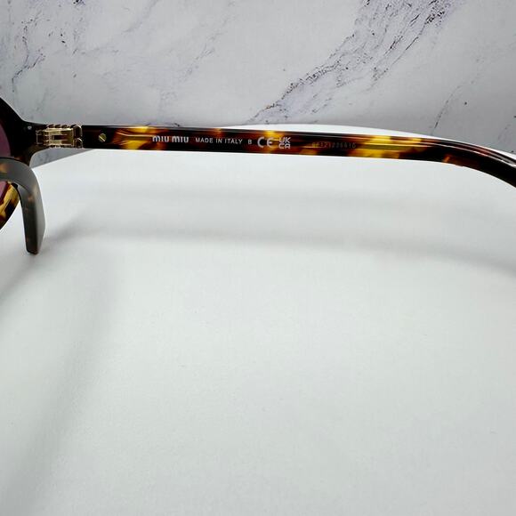 NEW MIU MIU Sunglasses - Picture 7 of 16